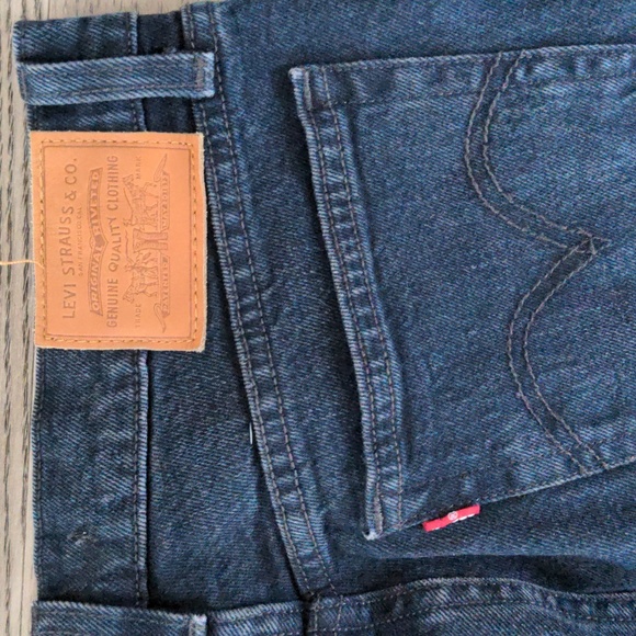 Levi's Wedgie jeans, black denim, straight leg, high rise, Size 28 - Picture 6 of 8